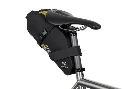 APIDURA アピデュラ レーシングサドルパック 5L apid-02.jpg