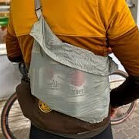 【国内正規品】APIDURA パッカブル サコッシュ (７L)