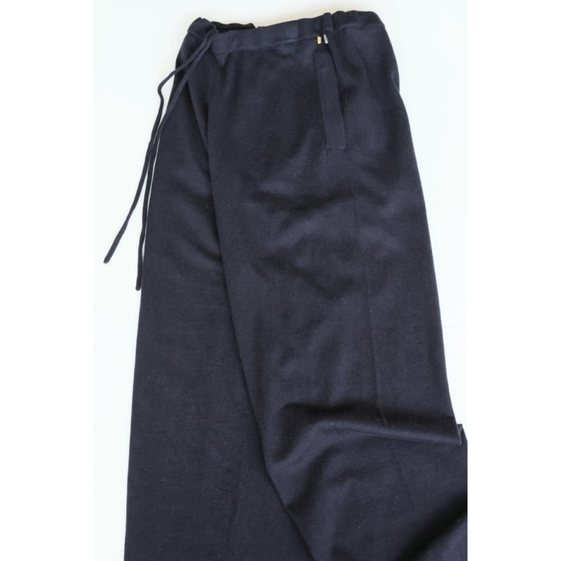 定価5.2万 新品 extreme cashmere laufen ネイビー 定価5.2万 新品 extreme cashmere laufen ネイビー - メルカリ