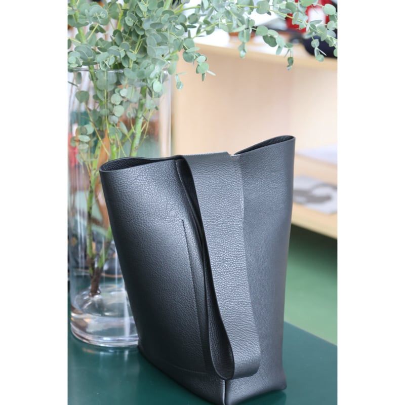 美品◾️アエタ Aeta SHOULDER:L ショルダーバック Aeta ｜ SHOULDER L | HJ GALLERY