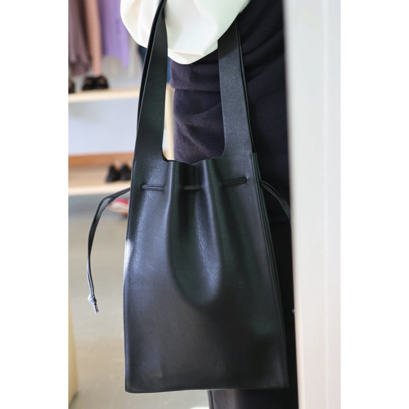 Aeta LE42 “TOTE M” Namu Shop - Aeta Tote M - Black