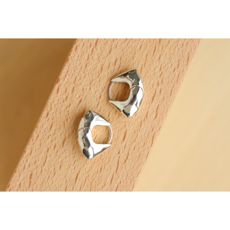 R.ALAGAN TINY BAUM HOOPS | THE LAUNDERETTE STORE