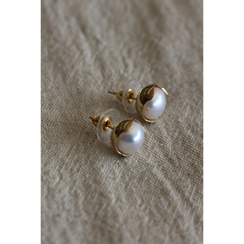 ララガンPEARL STUDS-GOLDピアス☆アガット☆エテ☆スピック&スパ ララガンPEARL STUDS-GOLDピアス☆アガット☆エテ☆スピック&スパ