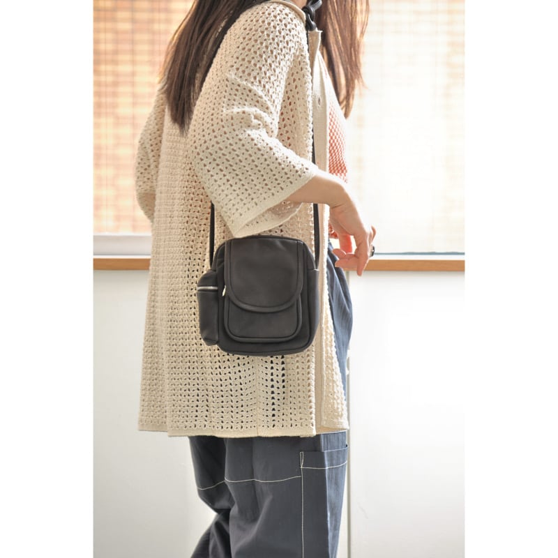 Aeta ショルダーバッグ DA05 Aeta アエタ ディアレザー ショルダー ポーチ “SHOULDER POUCH