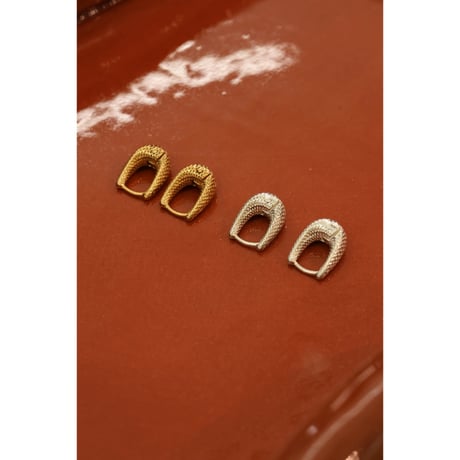 R.ALAGAN "TINY TINY DOT PUFFY HOOPS"