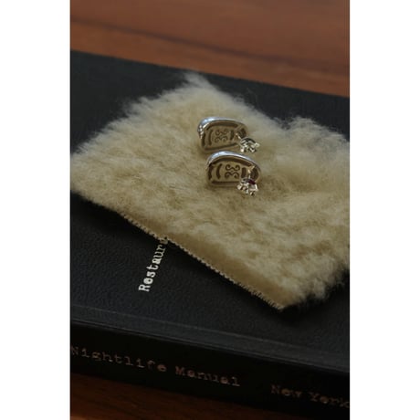 Sapir Bachar "HARF MOON HUGGIES"silver