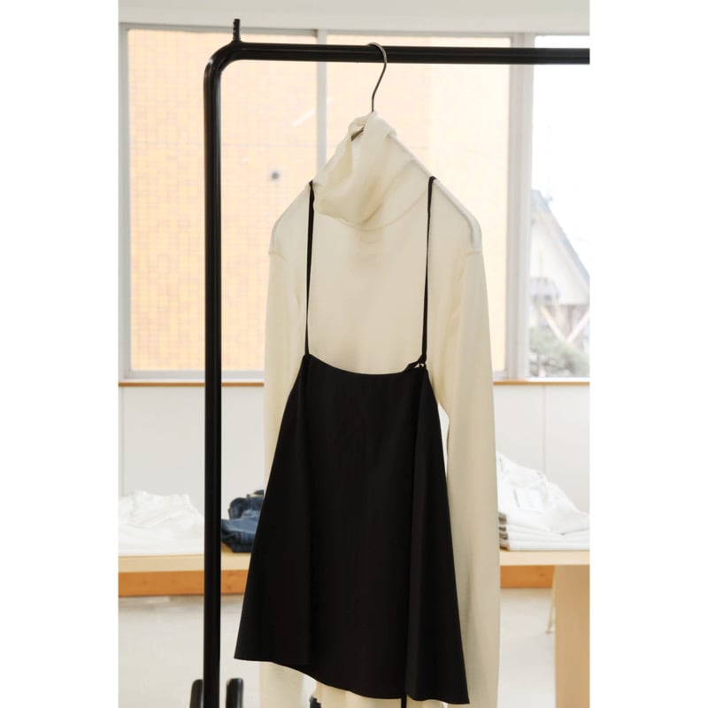 HAKUJI Solid flare camisole