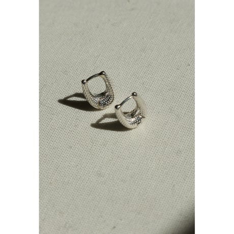 R.ALAGAN "TINY TINY DOT PUFFY HOOPS"