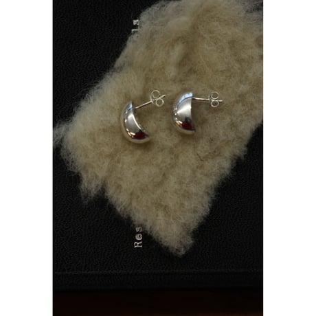 Sapir Bachar "HARF MOON HUGGIES"silver