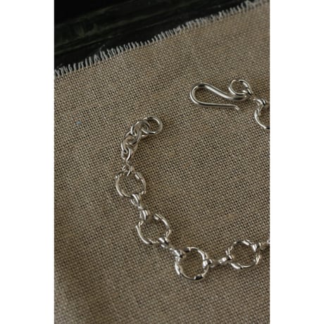 Sapir Bachar "WIND BRACELET"
