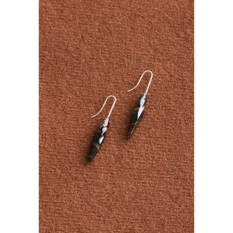 R.ALAGAN "BABY QUIETUDE EARRINGS"