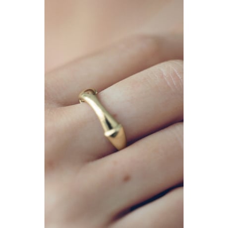 Sapir Bachar "WIND RING"GOLD