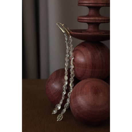 R.ALAGAN "STEPPING STONE EARRINGS MOONSTONE"