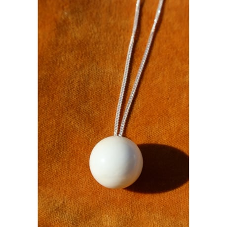 Sapir Bachar "SHELL LONGNECKLACE"