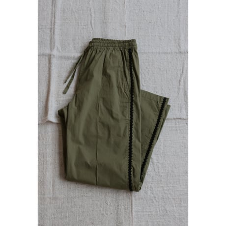 NOMARHYTHM TEXTILE "TRIM EMBROIDERY PANTS"