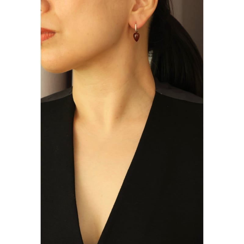 美品！！R.ALAGAN DEWDROP STONE HOOPS R.ALAGAN / DEWDROP STONE HOOPS | THE LIBRARY（ザ ライブ