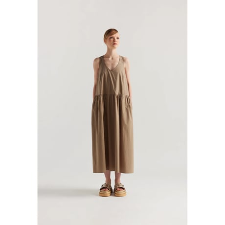 KLOKE "Nilas Dress"