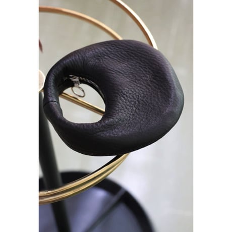 Aeta DA70 "ROUND POUCH" black