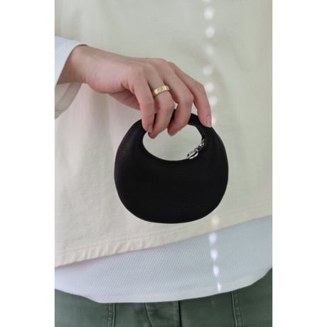 Aeta DA70 "ROUND POUCH" black