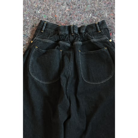 pelleq "denim back squeeze shorts"
