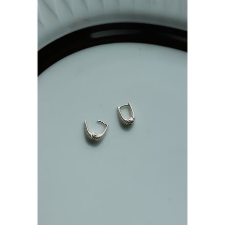 R.ALAGAN"TINY DOT THIN HOOPS "SILVER