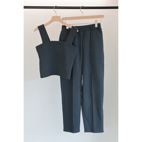 jonnlynx "Cardboard pants"