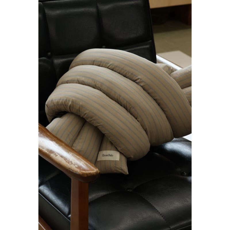 STUDIO THE BLUE BOY / Musubi Cushion(studio the Blueboy STUDIO THE BLUE BOY / Musubi Cushion(studio the Blueboy