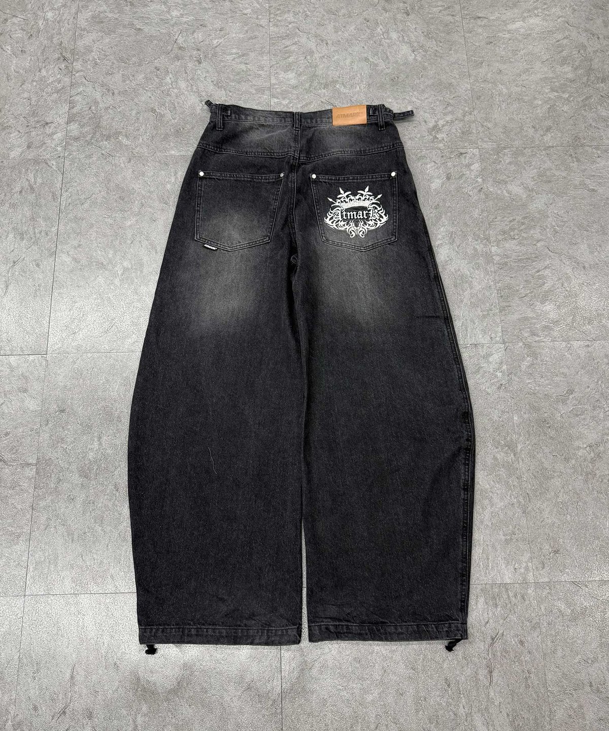 tmark trival crown logo buggy denim pants | @t
