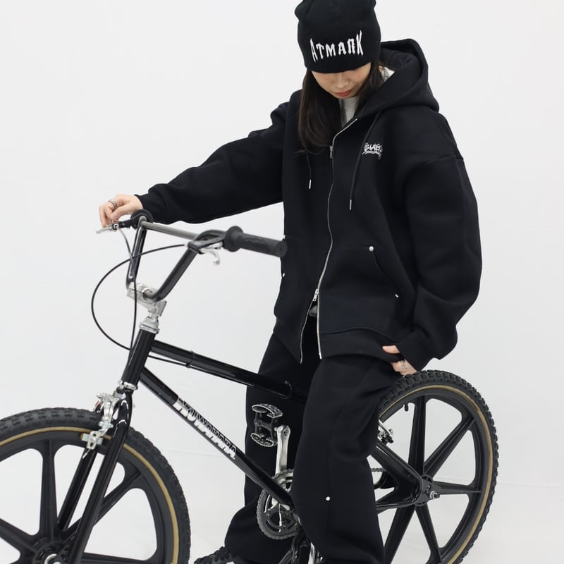 黒銀色 パピコマミー様 PUMA × BILLY'S 別注 CLYDE MIJ “黒銀”が国内3月24日より先行