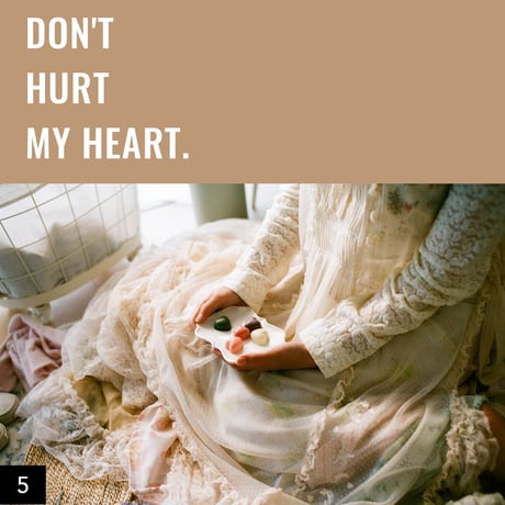 【001-025】I'm a Lover, not a Fighter.「Don't hurt my heart.」100部限定写真集