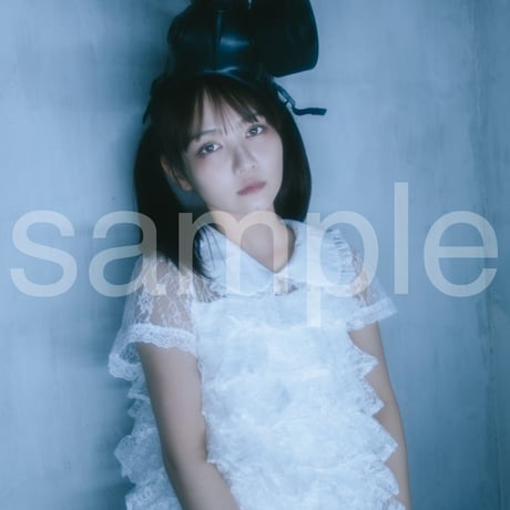 die with twin tails on mask noa-C