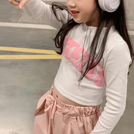 クロップドtee