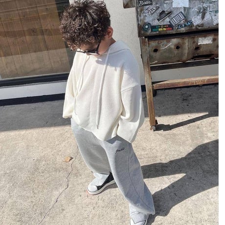スリットスウェットパンツ