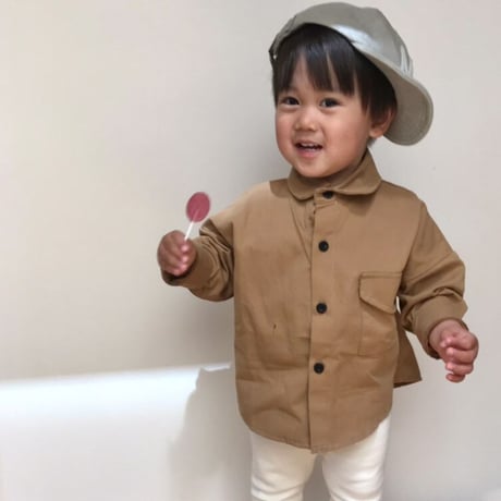 バックロゴシャツ