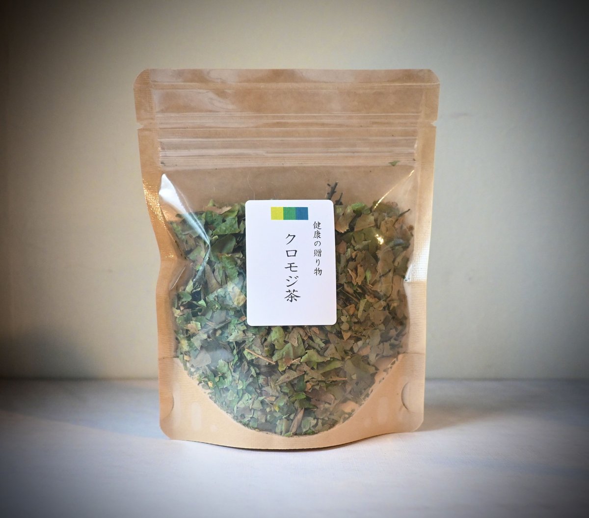のぶりん　クロモジ生の枝葉　ハーブ　染料　茶　漢方　保存食　挿し木クロモジ のぶりん様専用 クロモジ生の枝葉 ハーブ 染料 茶 漢方 保存食