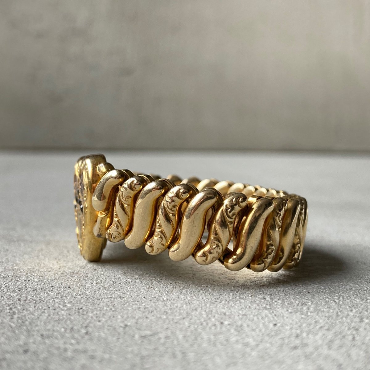 スウィートハートブレスレット | Hands Tell You｜心くすぐるモチーフ