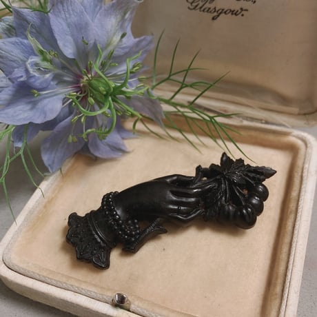 ヴィクトリアンハンド | STORES