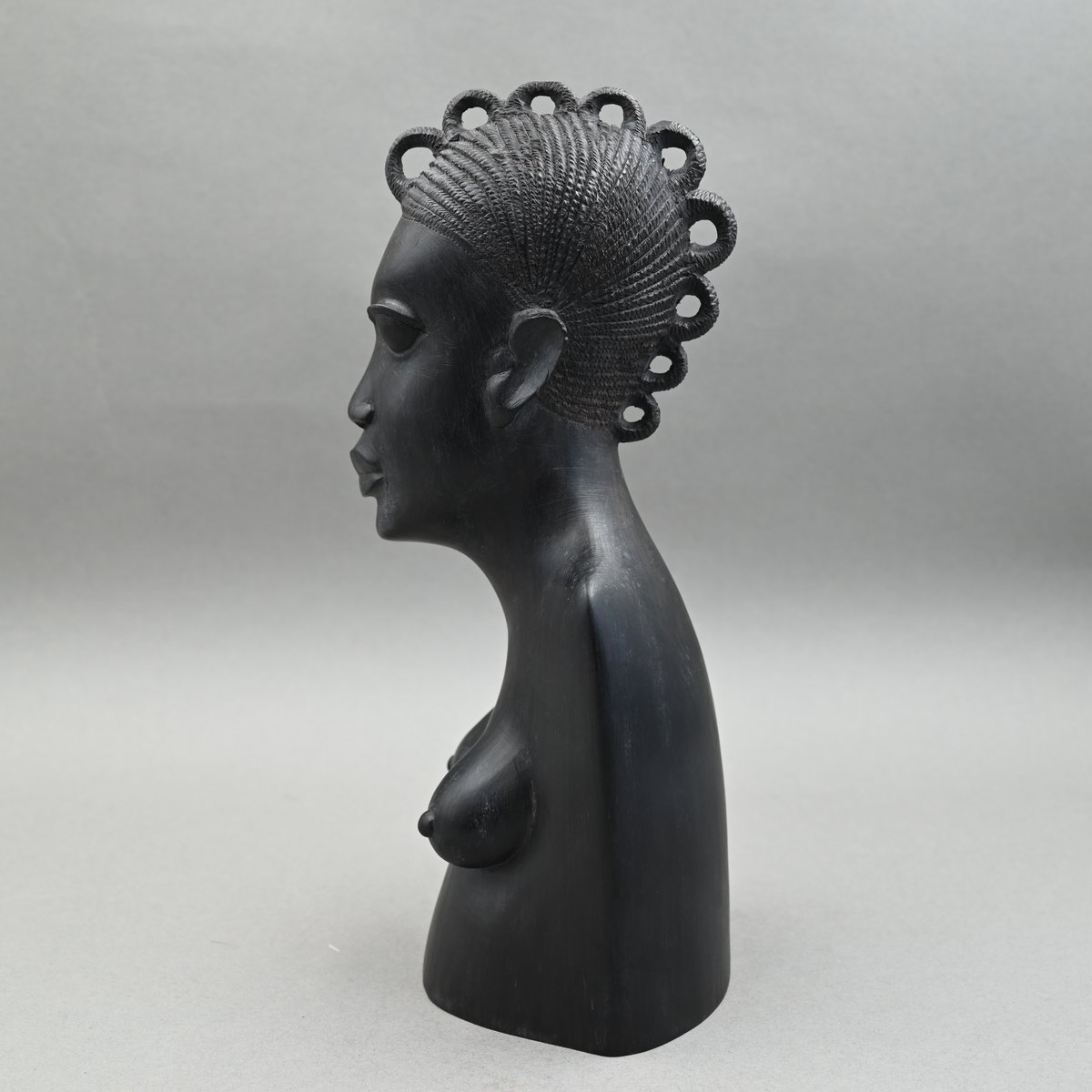 マコンデ 女性の胸像【010452001】 | Makonde Art Museum SHOP