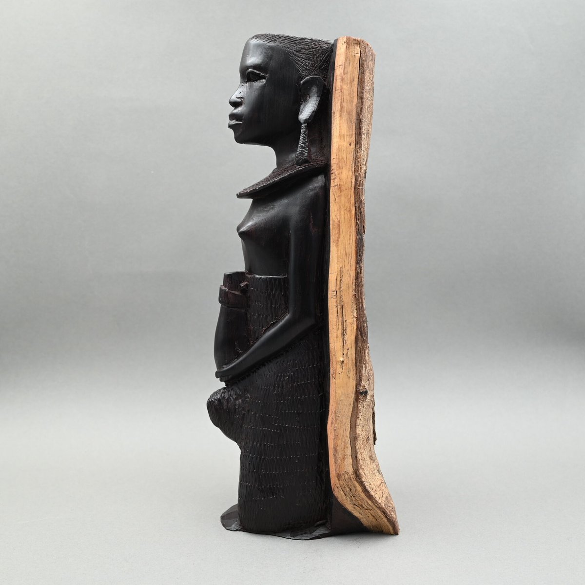マコンデ マサイの女性【010448001】 | Makonde Art Museum SHOP