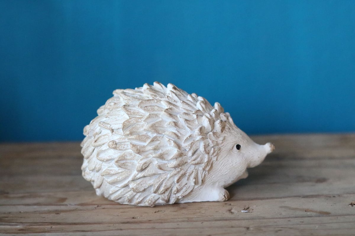 レジンアンティークアニマルハリネズミ S | atelier mother leaf