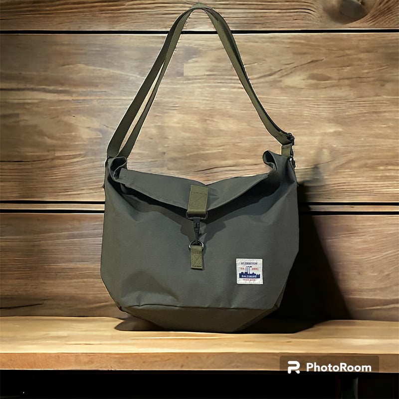 難燃・防水 テント生地で作ったARMY DUCK のミリかわショルダー