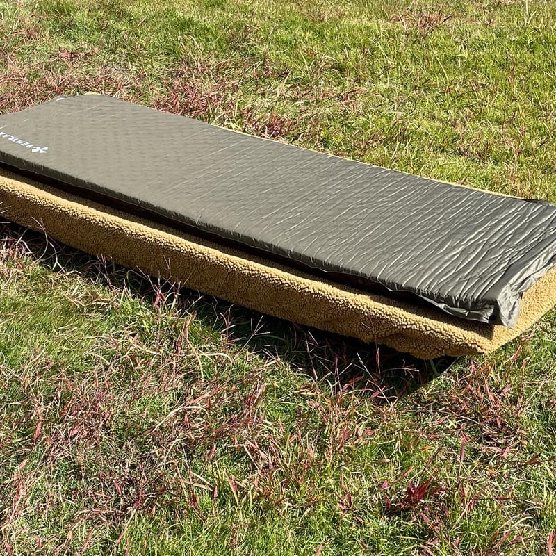 赤外線を吸収発熱するsliva knitのコットカバー | ALBERTON OUTDOORS