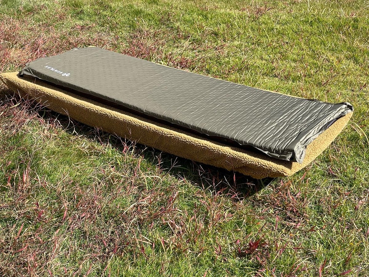 赤外線を吸収発熱するsliva knitのコットカバー | ALBERTON OUTDOORS