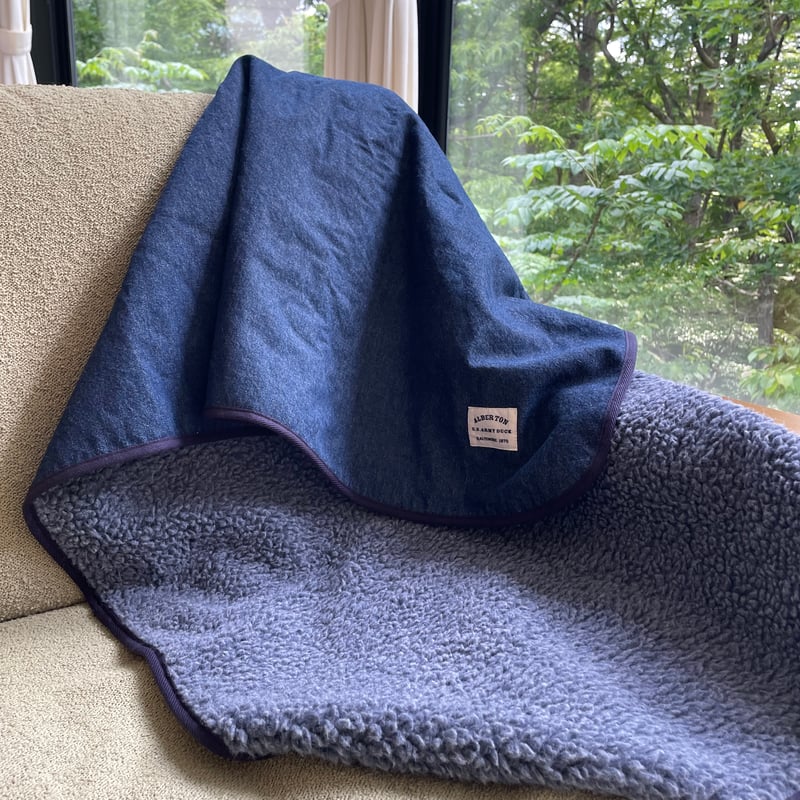 デニム×赤外線を吸収して発熱するボアのブランケット | ALBERTON OUTDOORS