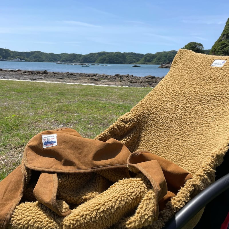 赤外線を吸収して温かくなる難燃ボアの焚火チェアカバーL | ALBERTON