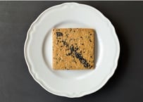 小麦やサブレ　信州黒胡麻