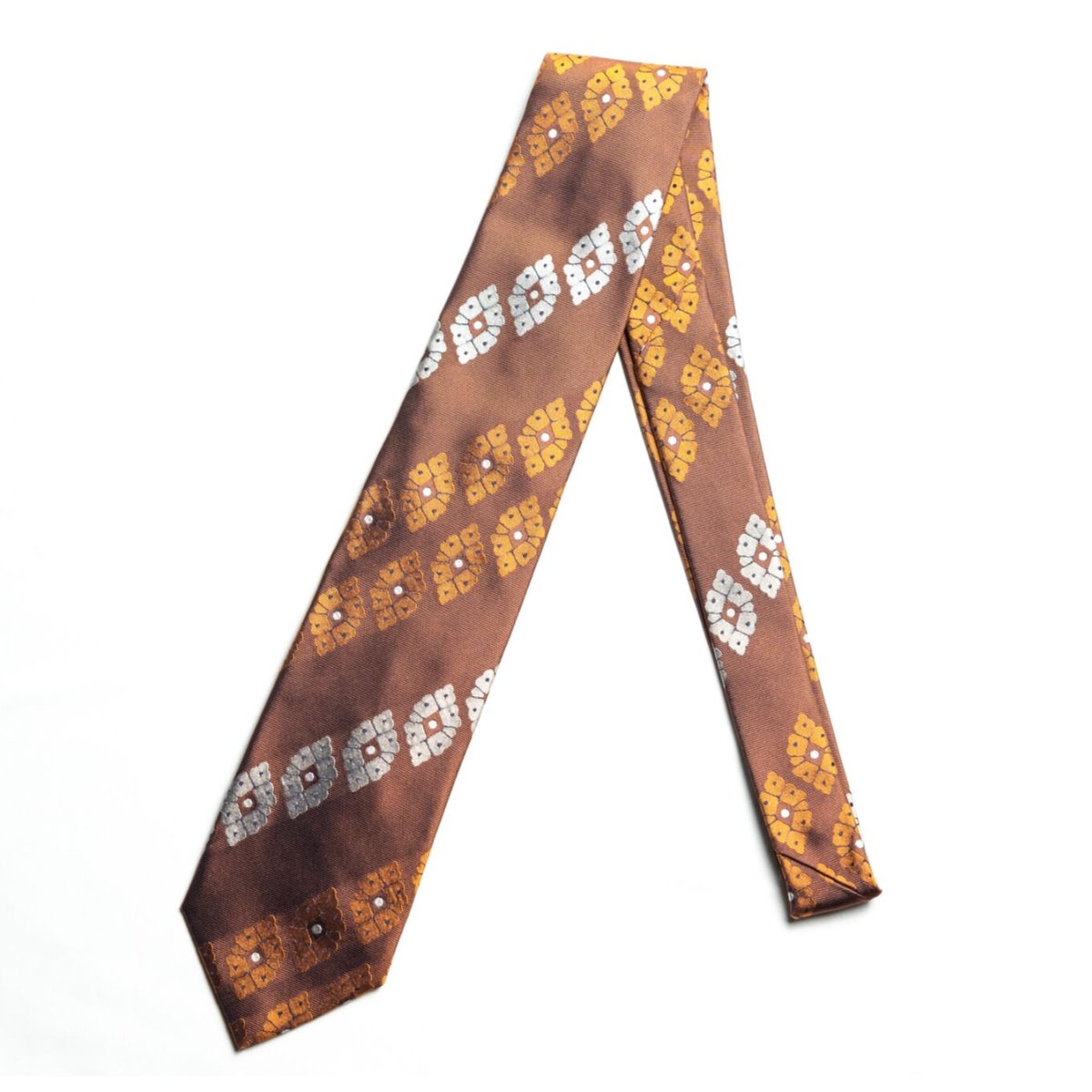 ハ*レ様 【ノベルティ有】hazama 花柄 ネクタイ 青と白 未使用品 hazama×Ado ハザマ×アド ネクタイ 一凛の祈跡に溺れる