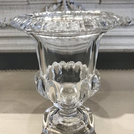 クリアガラスのフラワーベース 花瓶
