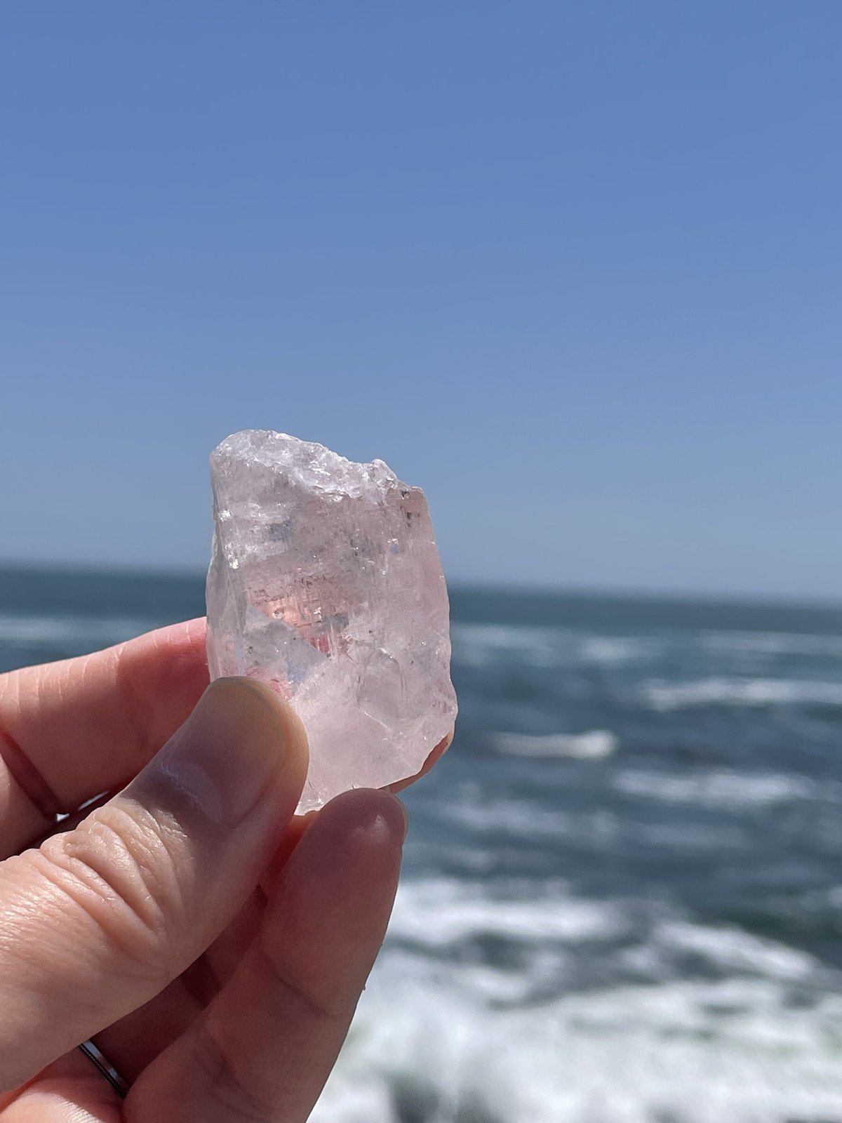 ピンクダンビュライト 原石 | TIRORI