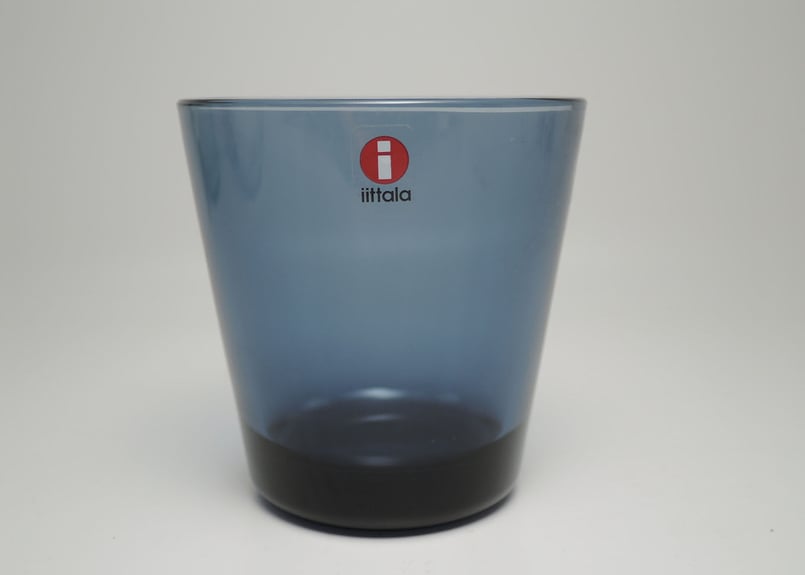 イッタラ カルティオ タンブラー ブルーベリーブルー iittala イッタラ カルティオ タンブラー ブルーベリーブルー iittala